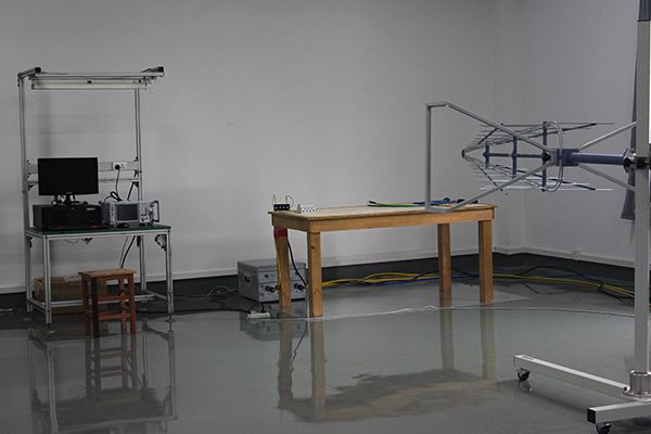 Uji EMC / EMC Testing 